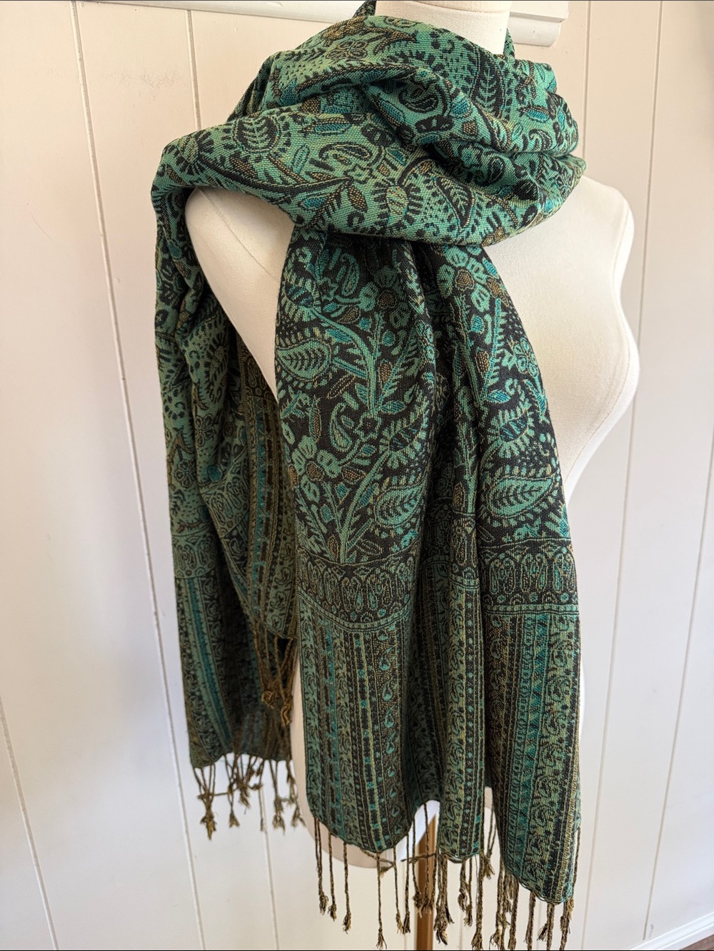 Cashmere Floral Paisley Kashmiri Shawl Pashmina Scarf Quiet Luxury Old Money - Picture 2 of 10